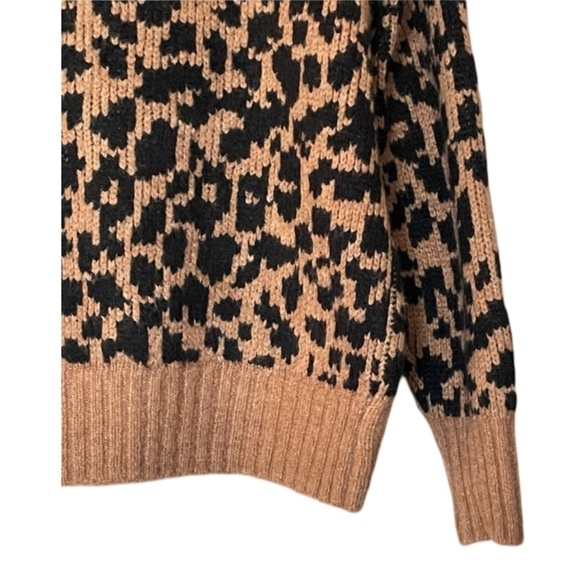 Old Navy Long Sleeve Cheetah Print Mock Neck Brown Black Sweater NWT Size XS - Picture 3 of 7